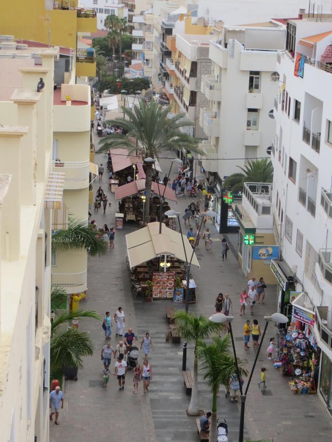 Edificio Gavota Appartement Los Cristianos  Buitenkant foto